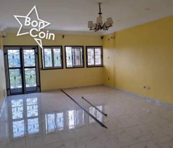Appartement haut standing à louer à Odza, Yaoundé