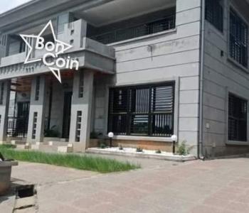 Duplex à vendre à Odza, Yaoundé 