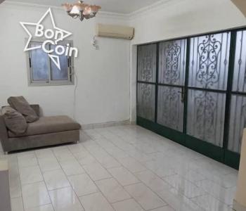 Appartement haut standing  à louer à Bastos, Yaoundé