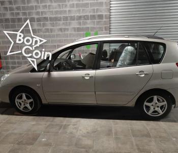 Toyota Corolla Verso 2003