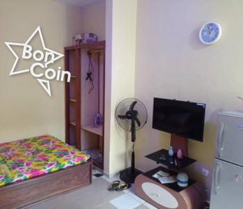 Chambre meublée à Yaoundé, Simbock