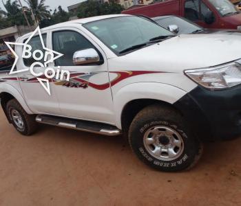 TOYOTA PICKUP HILUX 2014