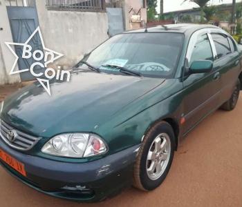 TOYOTA AVENSIS BERLINE 2002