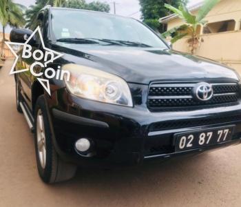 TOYOTA RAV4 année 2008 