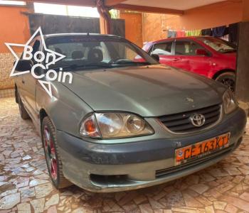 TOYOTA AVENSIS BERLINE 2002