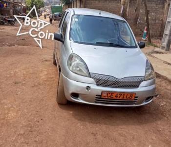 TOYOTA YARIS VERSO 2003