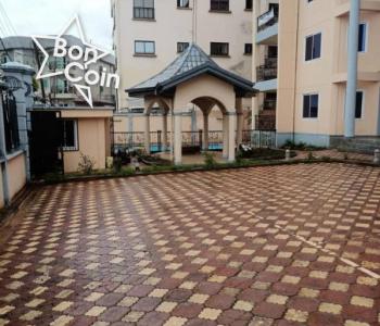 Appartement haut standing à louer au Golf, Yaoundé
