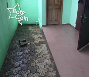Appartement à louer à Omnisports, Yaoundé