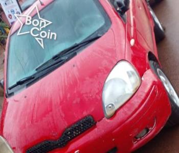 TOYOTA YARIS 2003
