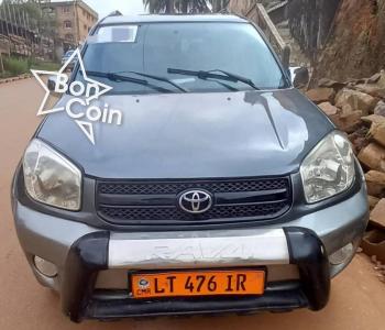 TOYOTA RAV4 année 2005