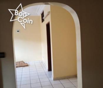 Appartement à louer à Biyemassi, Yaoundé