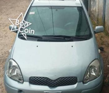 TOYOTA YARIS 2005