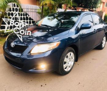 TOYOTA COROLLA 2010
