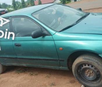 TOYOTA CARINA E 1998