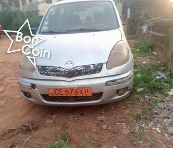 TOYOTA YARIS VERSO 2002