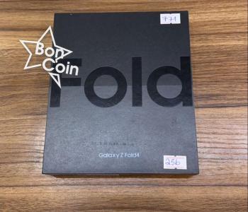 Samsung Galaxy Z Fold 4 5G -  256GB 