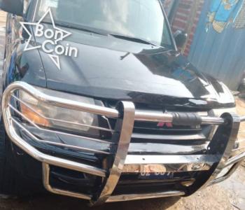 Mitsubishi Montero 2002