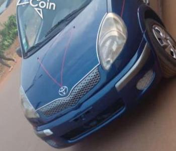 TOYOTA YARIS VERSO 2005