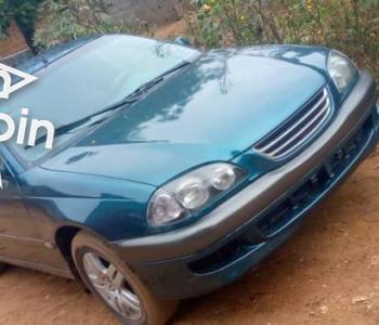 TOYOTA AVENSIS LIFTBACK 2002