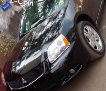 MITSUBISHI GALANT ÉDITION 2011