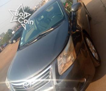 TOYOTA AVENSIS ÉDITION 2010