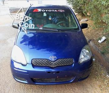 TOYOTA YARIS 2005