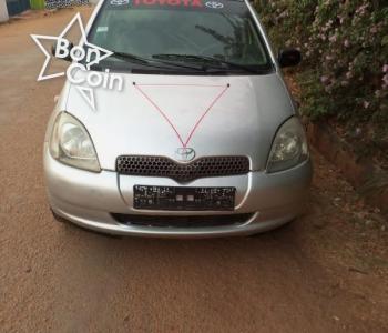 TOYOTA YARIS 2000