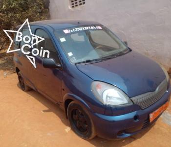 TOYOTA YARIS VERSO 2002