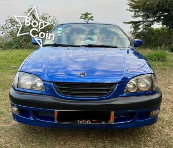 TOYOTA AVENSIS BERLINE 2002
