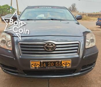 TOYOTA AVENSIS 2005
