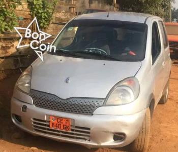 TOYOTA YARIS VERSO 2002
