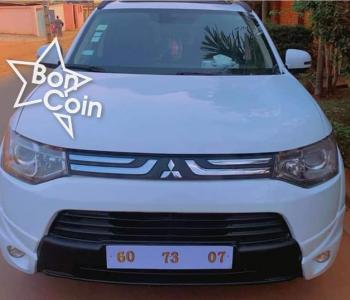 Mitsubishi Outlander limited 2015
