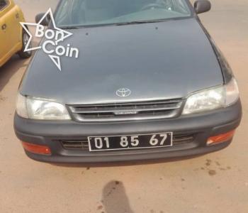 TOYOTA CARINA BERLINE 1998