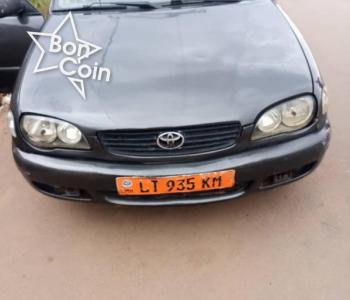 TOYOTA COROLLA 111 2002