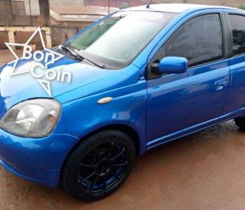 TOYOTA YARIS 2002