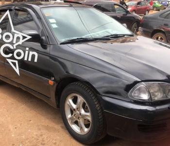 TOYOTA AVENSIS 1999
