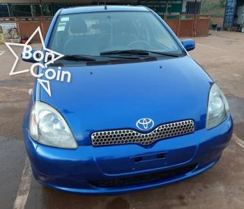 TOYOTA YARIS 2002