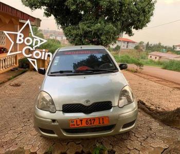 TOYOTA YARIS 2002