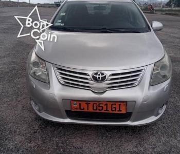 TOYOTA AVENSIS ÉDITION 2010