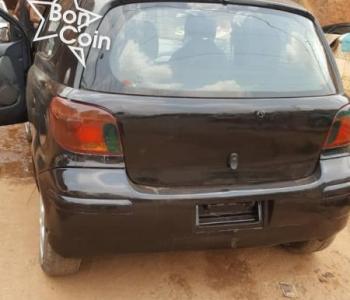 TOYOTA YARIS 2002