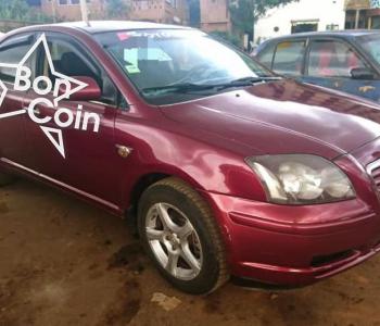 TOYOTA AVENSIS 2004