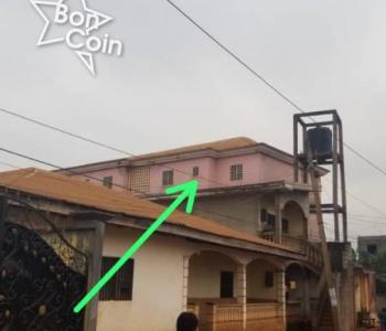 Immeuble à vendre à Yaoundé, Nkoabang 