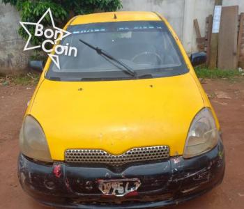 TOYOTA YARIS 2002