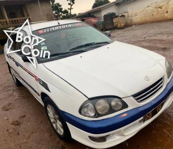 TOYOTA AVENSIS BERLINE 1999