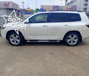 Toyota Highlander 2008 immatriculée