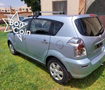 Toyota Corolla Verso 2005