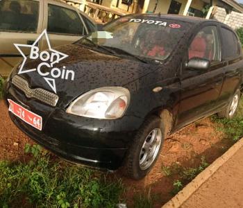 TOYOTA YARIS 2002