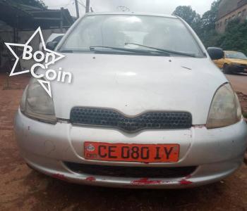 TOYOTA YARIS 2002
