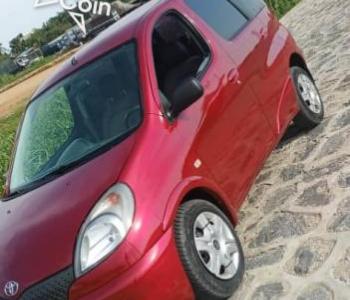 Toyota Yaris Verso 2003