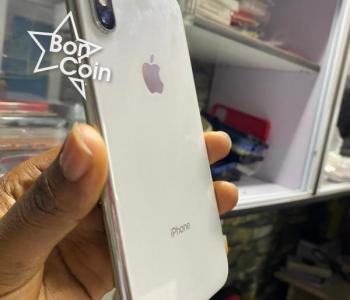 iPhone X 256Go blanc 